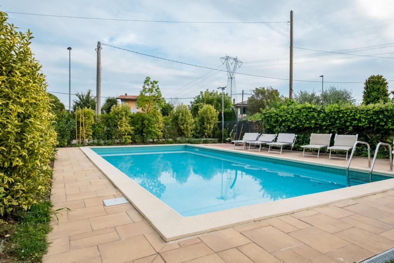 GARDAPPARTAMENTI - Residenza Gelsomino Desenzano del Garda Bagian luar foto