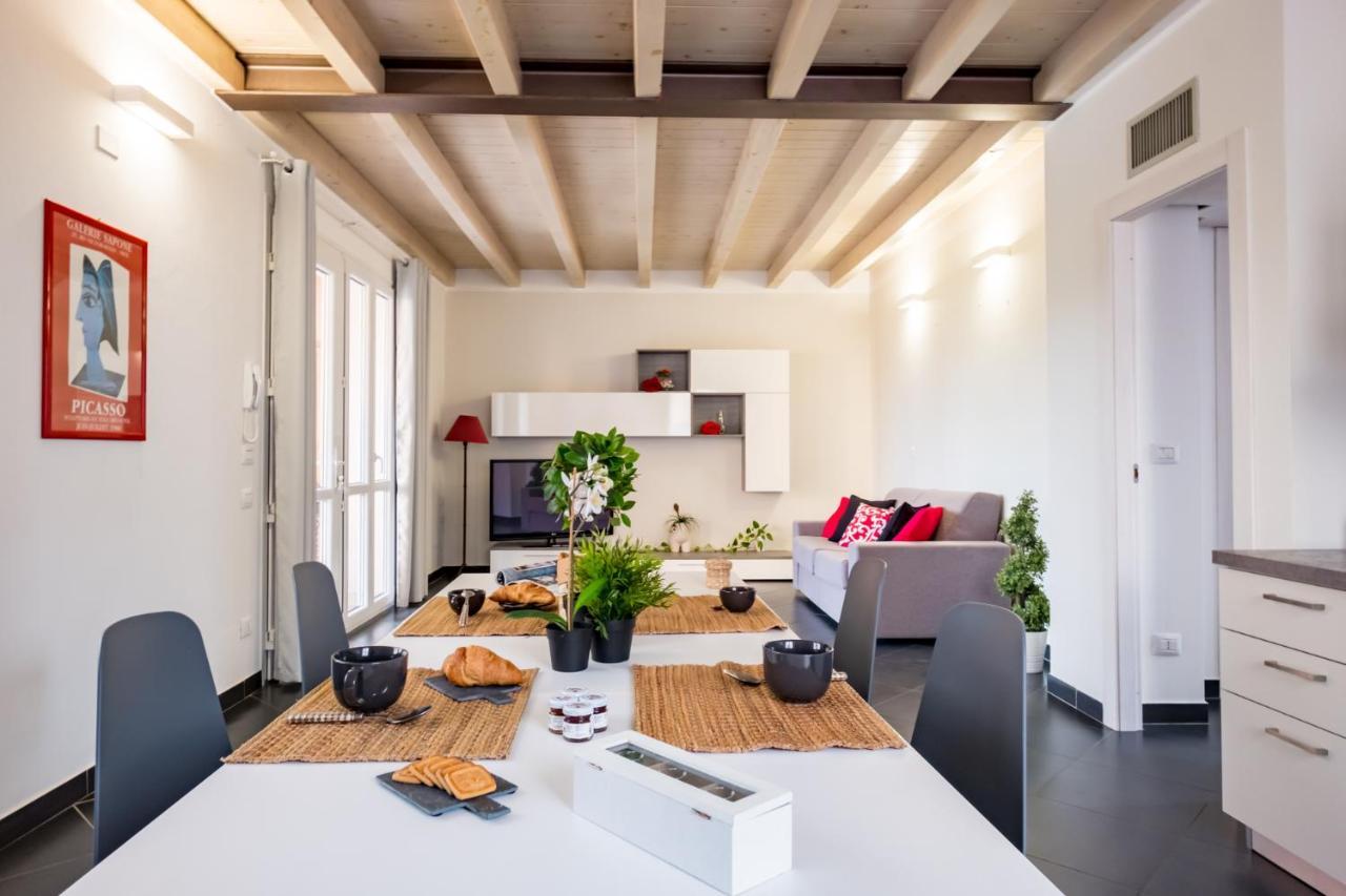 GARDAPPARTAMENTI - Residenza Gelsomino Desenzano del Garda Bagian luar foto
