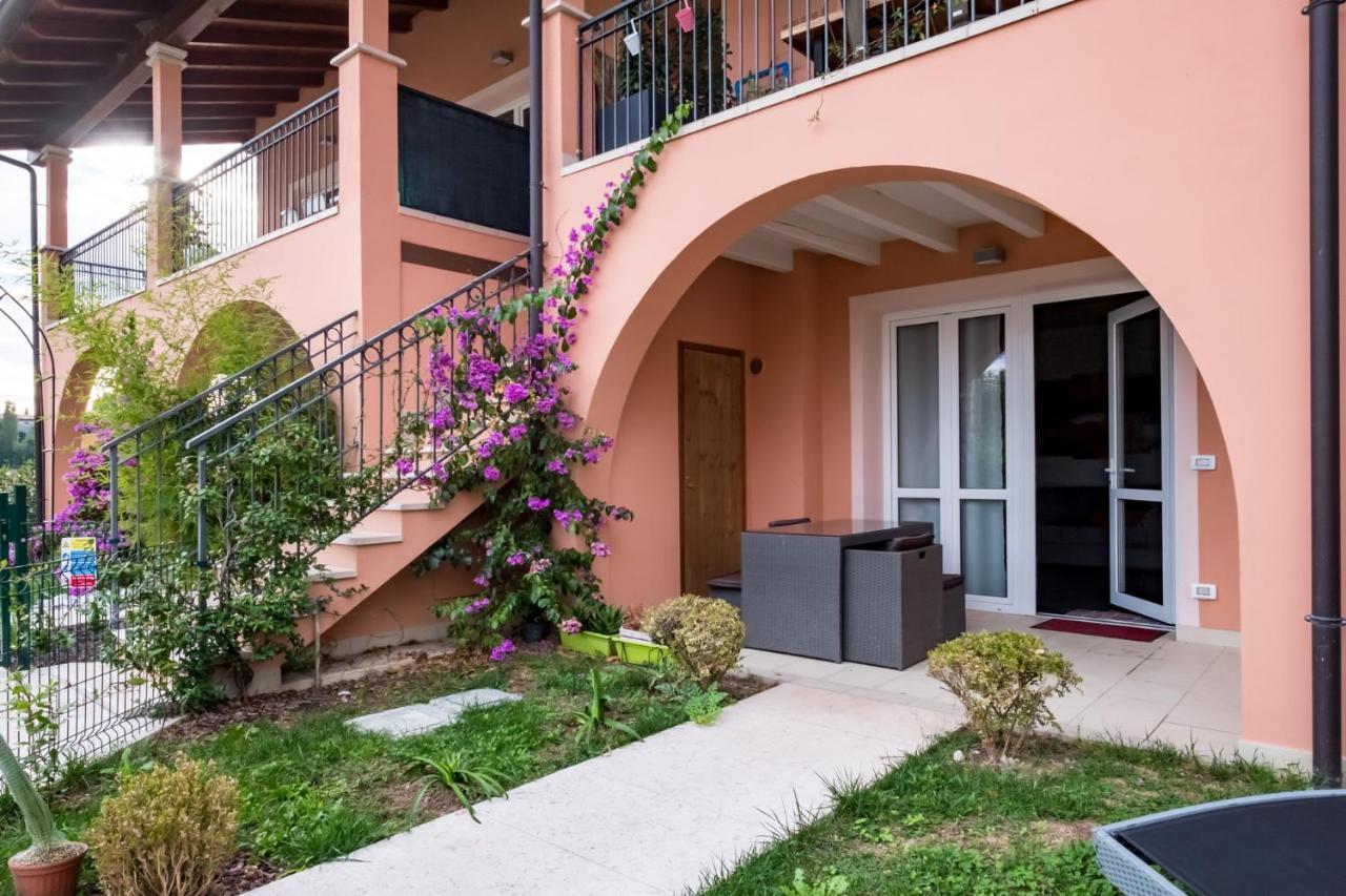 GARDAPPARTAMENTI - Residenza Gelsomino Desenzano del Garda Bagian luar foto