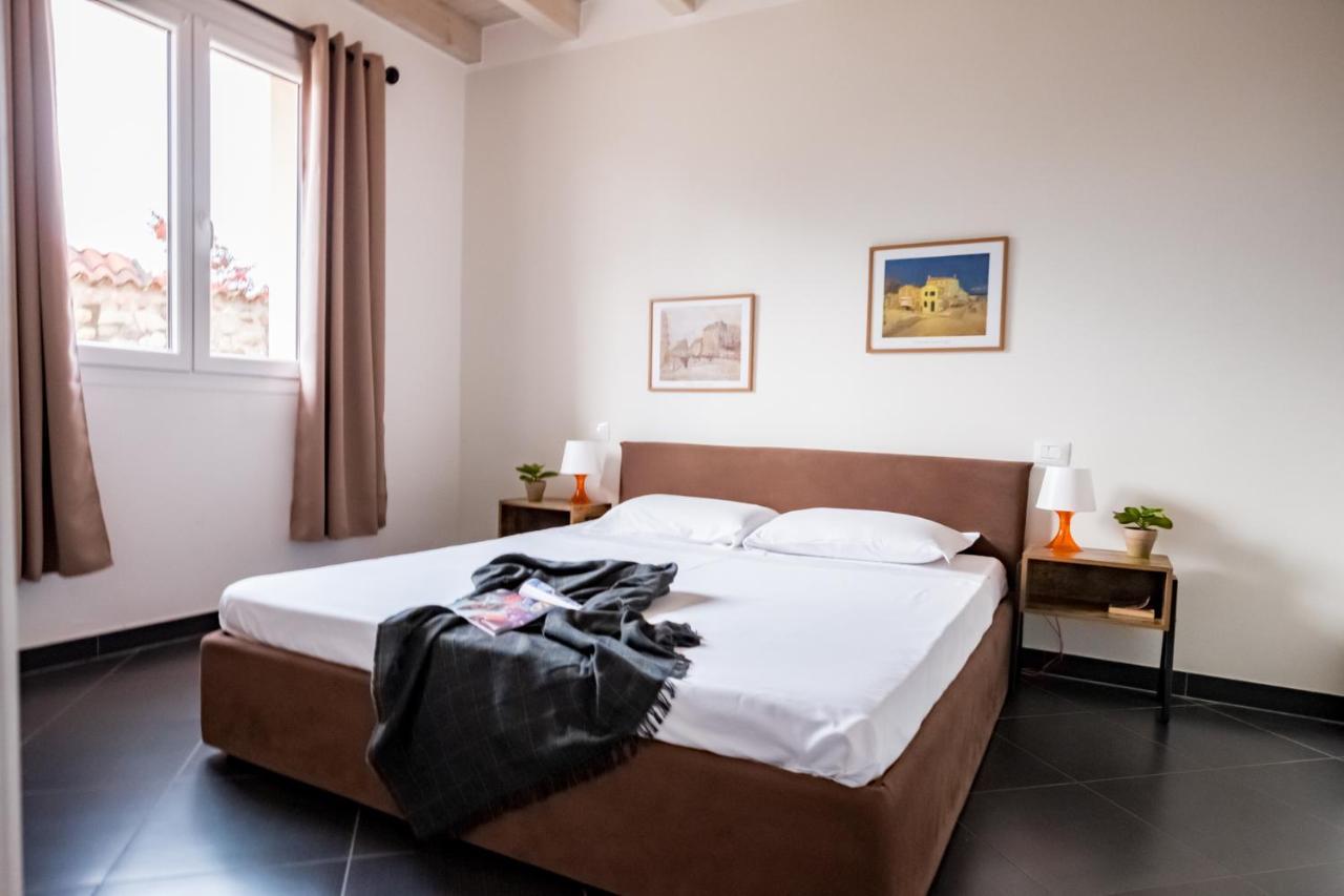 GARDAPPARTAMENTI - Residenza Gelsomino Desenzano del Garda Bagian luar foto